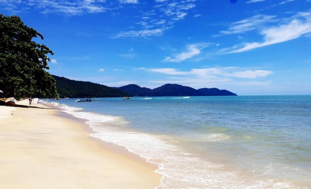 Batu Ferringhi Luxury Seaview Suite - 3Br Luaran gambar