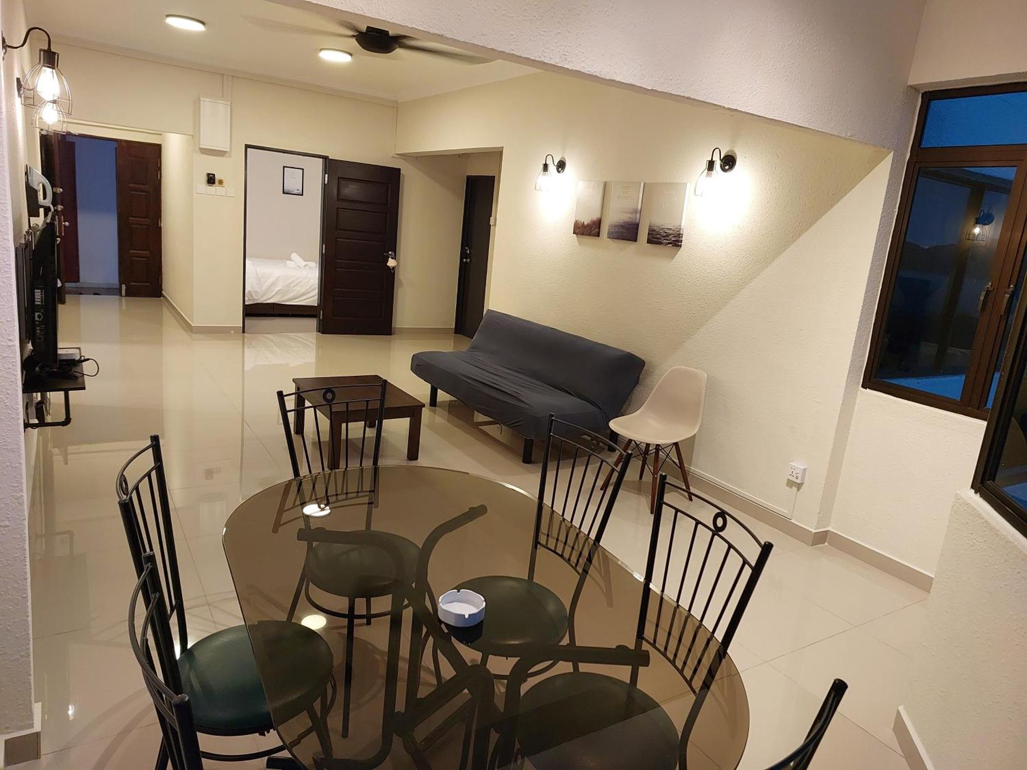 Batu Ferringhi Luxury Seaview Suite - 3Br Bilik gambar